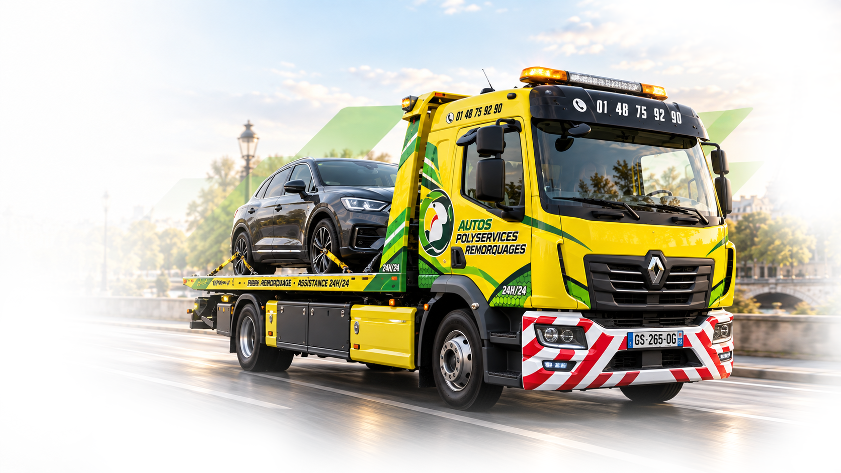 Camion plateau APR transportant une voiture en Île-de-France